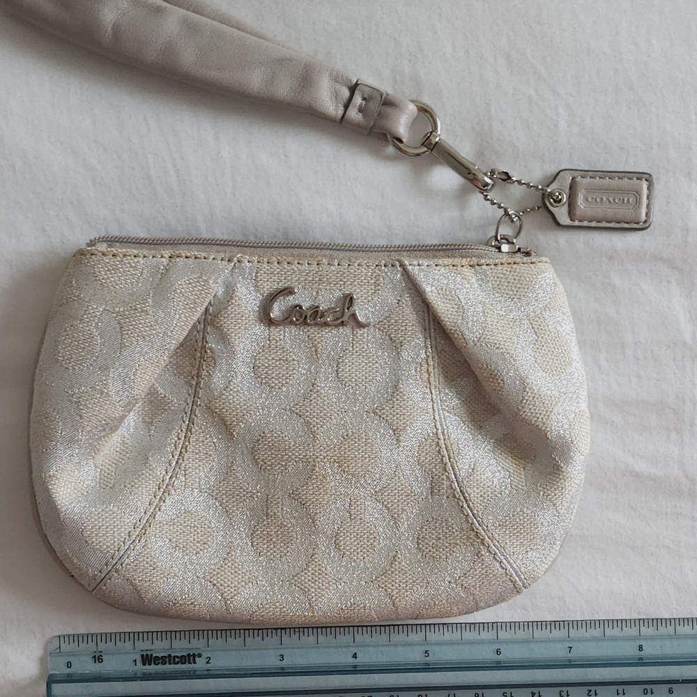 Coach Wristlet Vintage